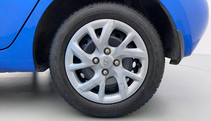 2017 Hyundai Grand i10 SPORTZ 1.2 KAPPA VTVT, Petrol, Manual, 12,380 km, Left Rear Wheel