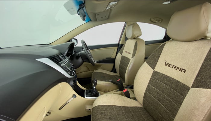 2014 Hyundai Verna FLUIDIC 1.4 VTVT, Petrol, Manual, 70,923 km, Right Side Front Door Cabin