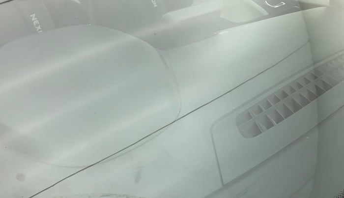 2020 Tata NEXON XZ PLUS (O) PETROL DUAL TONE, Petrol, Manual, 43,032 km, Front windshield - Minor spot on windshield
