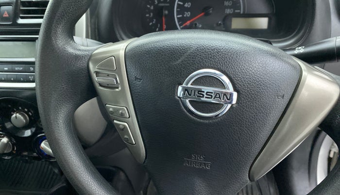 2018 Nissan Micra Active XV, Petrol, Manual, 64,384 km, Steering wheel - Phone control not functional