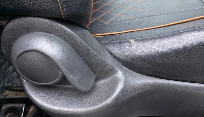 2018 Nissan Micra Active XV, Petrol, Manual, 64,384 km, Driver Side Adjustment Panel