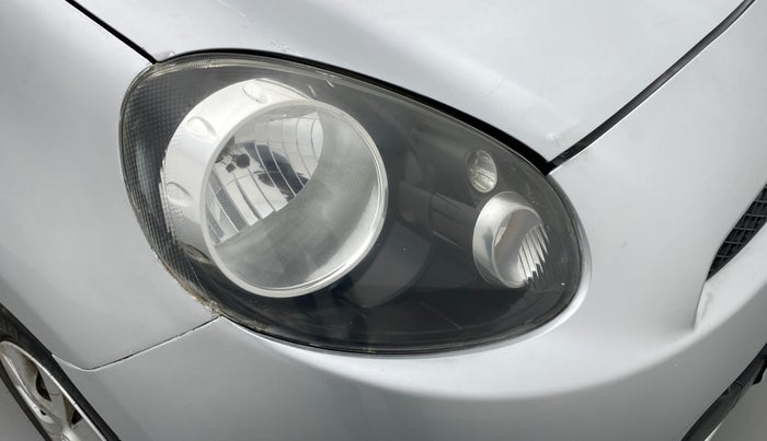 2018 Nissan Micra Active XV, Petrol, Manual, 64,384 km, Right headlight - Minor scratches