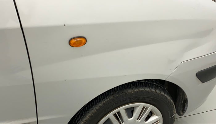 2013 Hyundai Santro Xing GLS, Petrol, Manual, 81,618 km, Right fender - Slightly dented