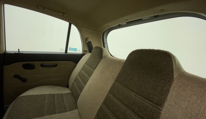 2013 Hyundai Santro Xing GLS, Petrol, Manual, 81,618 km, Right Side Rear Door Cabin