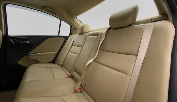 2018 Honda City ZX CVT ANNIVERSARY EDITION, Petrol, Automatic, 34,852 km, Right Side Rear Door Cabin