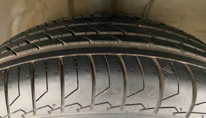 2011 Toyota Etios G SP, Petrol, Manual, 38,244 km, Right Front Tyre Tread