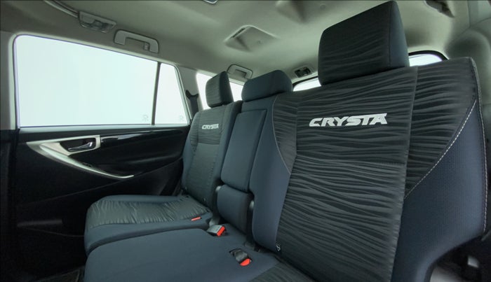2022 Toyota Innova Crysta 2.4 VX 8 STR, Diesel, Manual, 48,971 km, Right Side Rear Door Cabin