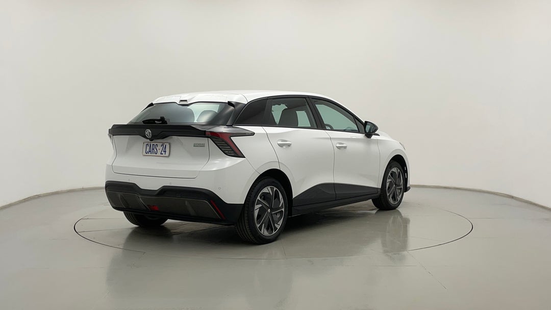 Right Back Diagonal (45- Degree) View