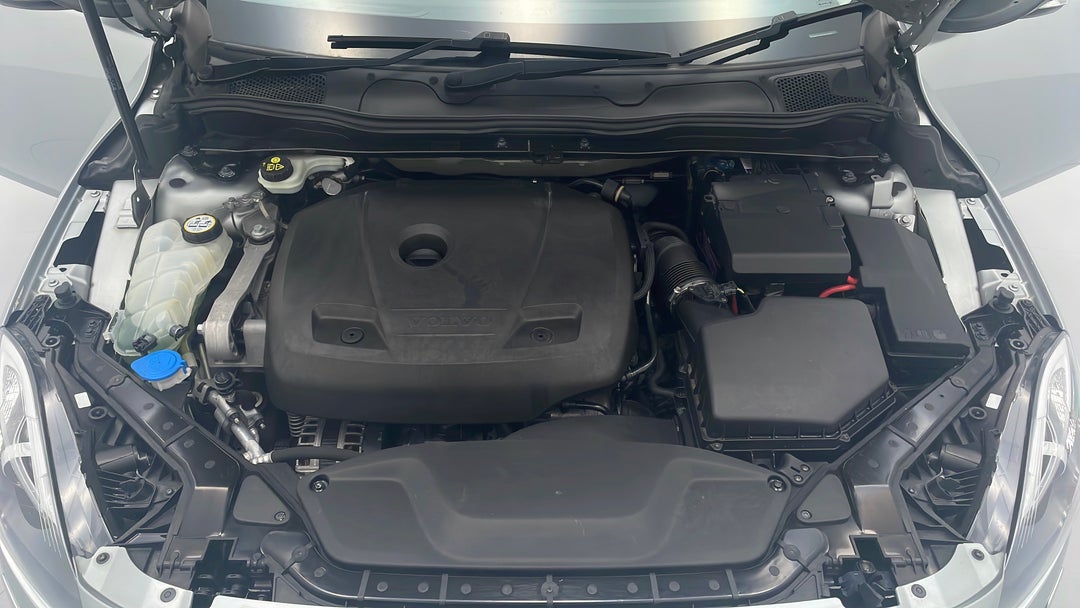 Open Bonnet (Engine)