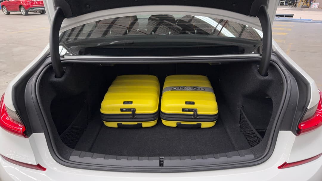 2020 BMW 3 20i M Sport, Automatic, 39517 km, Boot Inside View with Luggage