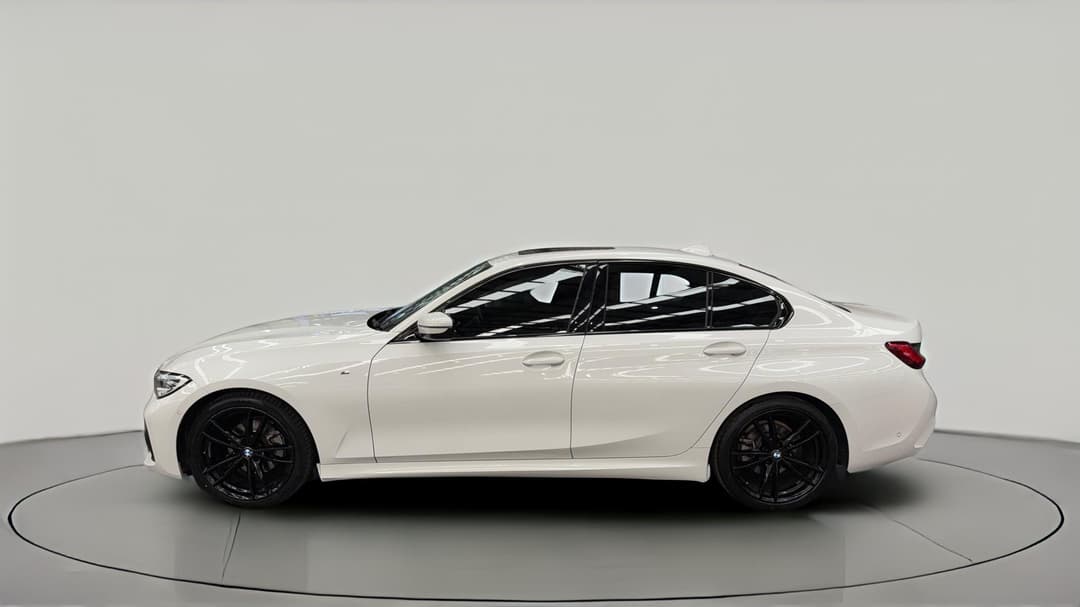 2020 BMW 3 20i M Sport, Automatic, 39517 km, Left Side View