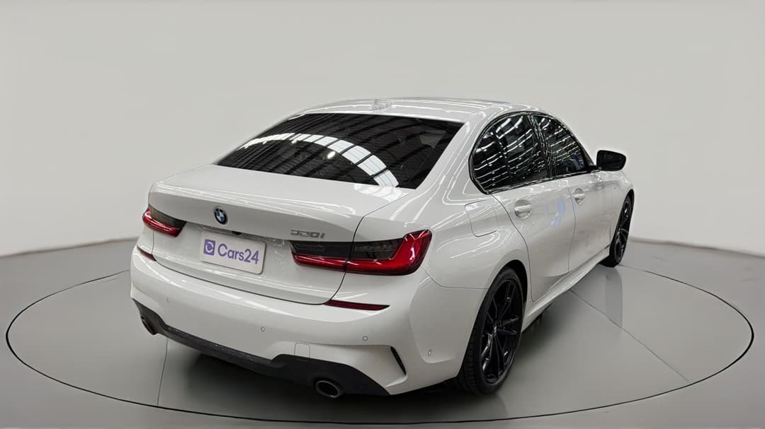 2020 BMW 3 20i M Sport, Automatic, 39517 km, Right Back Diagonal (45- Degree) View