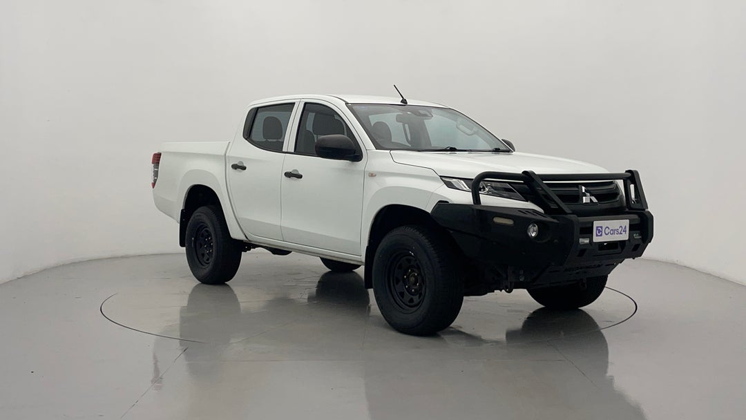 Right Front Diagonal (45- Degree) View