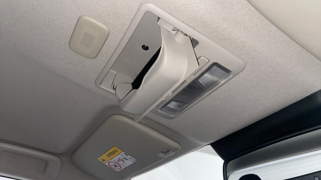 On-Roof Controls/Sunglass holder