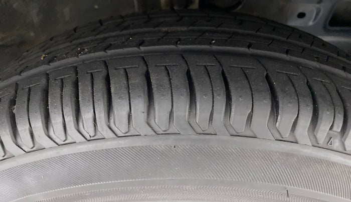2021 Tata ALTROZ XE 1.2, Petrol, Manual, 19,164 km, Right Front Tyre Tread