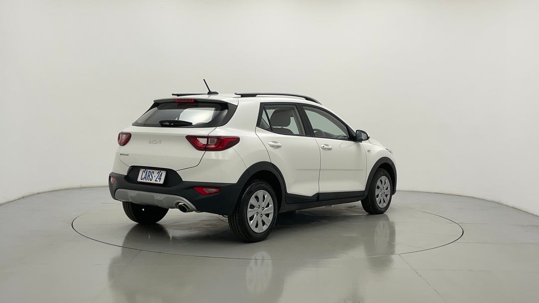 Right Back Diagonal (45- Degree) View