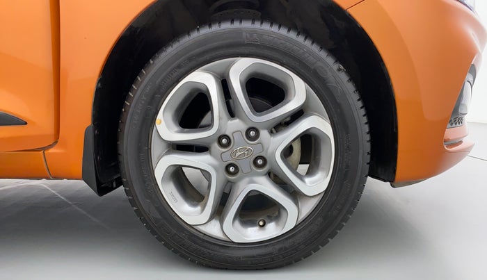 2019 Hyundai Elite i20 1.2  ASTA (O) CVT, Petrol, Automatic, 19,994 km, Right Front Wheel