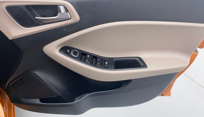 2019 Hyundai Elite i20 1.2  ASTA (O) CVT, Petrol, Automatic, 19,994 km, Driver Side Door Panels Control