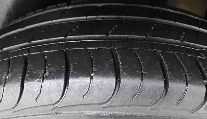 2019 KIA SELTOS HTK 1.5 PETROL, Petrol, Manual, 19,970 km, Left Rear Tyre Tread