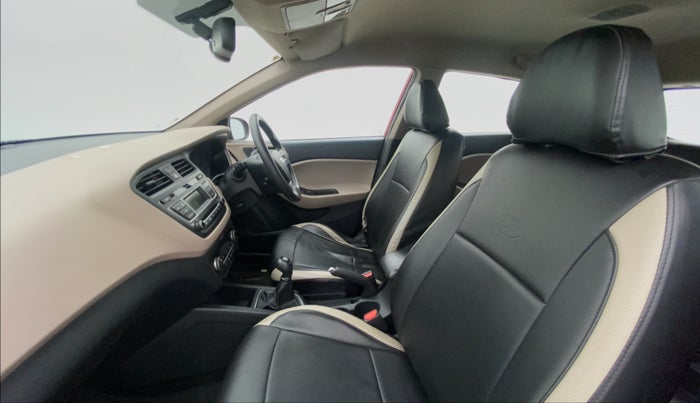 2016 Hyundai Elite i20 Sportz 1.2 VTVT MT, Petrol, Manual, 48,106 km, Right Side Front Door Cabin