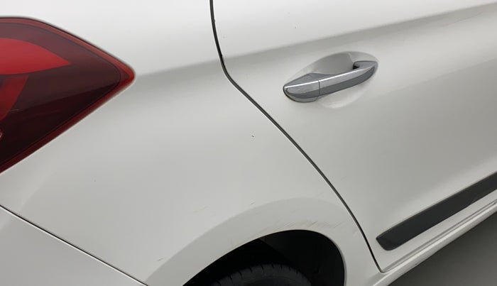2017 Hyundai Elite i20 ASTA 1.2, Petrol, Manual, 47,937 km, Right quarter panel - Paint has minor damage