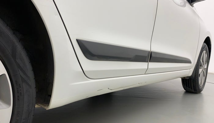 2017 Hyundai Elite i20 ASTA 1.2, Petrol, Manual, 47,937 km, Right running board - Slightly dented
