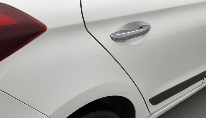 2017 Hyundai Elite i20 ASTA 1.2, Petrol, Manual, 47,937 km, Right quarter panel - Minor scratches
