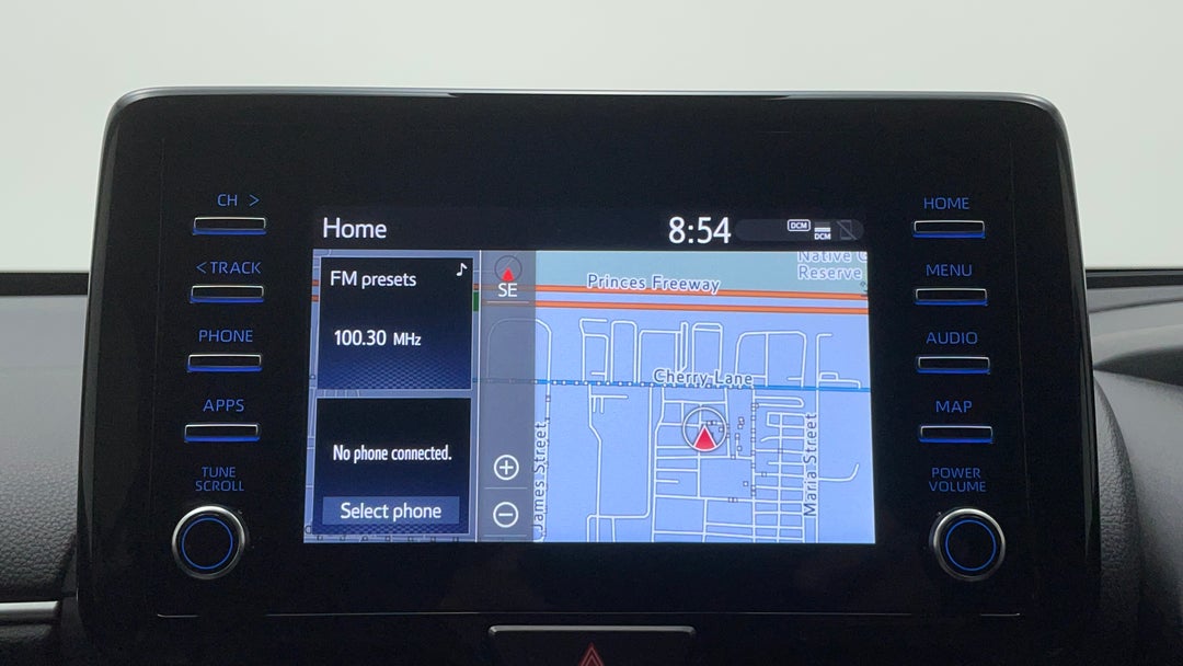 2021 Toyota Yaris Cross Urban (two-tone), Automatic, 71900 km, Infotainment System