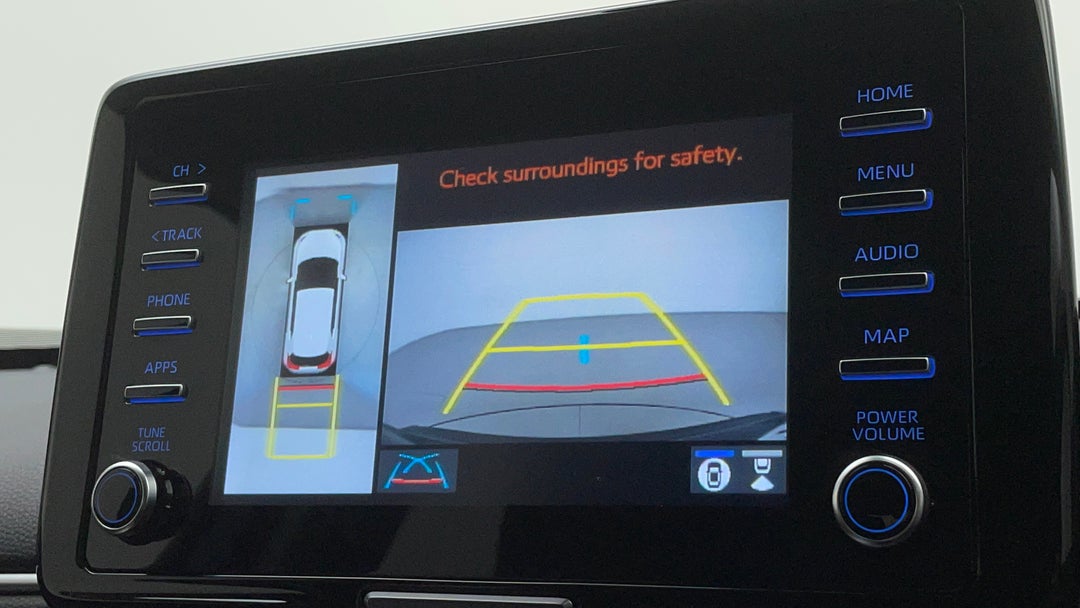 2021 Toyota Yaris Cross Urban (two-tone), Automatic, 71900 km, Parking Camera