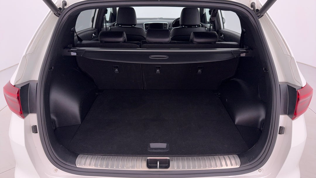 2020 Kia Sportage Gt-line (AWD), Automatic, 50571 km, Boot Inside View