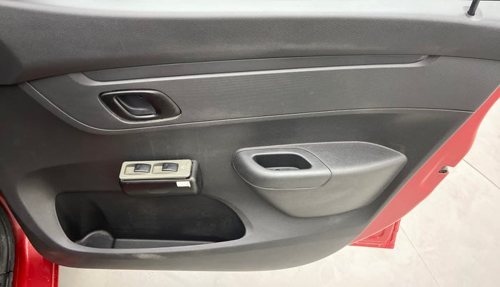 2016 Renault Kwid RXL, Petrol, Manual, 14,691 km, Driver Side Door Panels Control