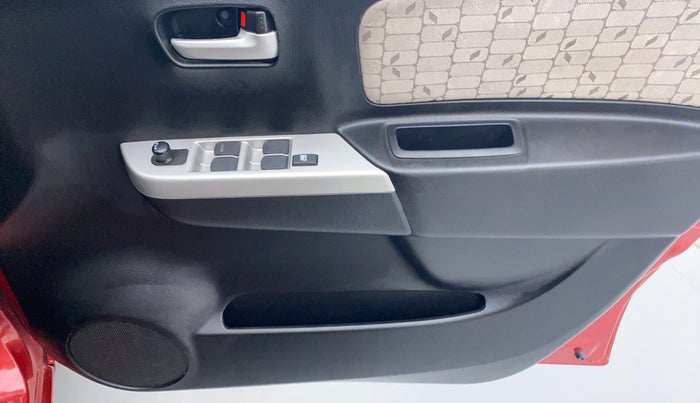 2016 Maruti Wagon R 1.0 VXI AMT, Petrol, Automatic, 46,629 km, Driver Side Door Panels Control