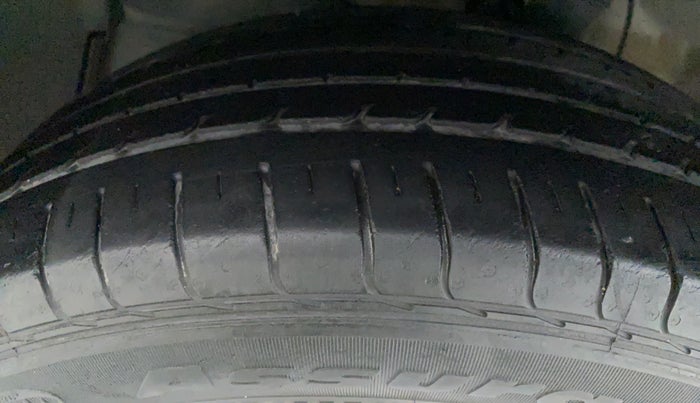 2017 Honda WR-V 1.2 i-VTEC VX MT, Petrol, Manual, 47,429 km, Left Front Tyre Tread