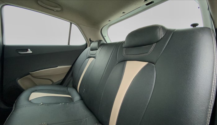 2014 Hyundai Grand i10 SPORTZ 1.2 KAPPA VTVT, Petrol, Manual, 44,782 km, Right Side Rear Door Cabin