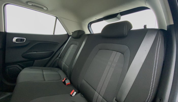 2021 Hyundai VENUE 1.0 TURBO GDI SX+ AT, Petrol, Automatic, 3,888 km, Right Side Rear Door Cabin