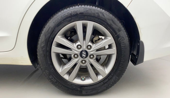 2019 Hyundai New Elantra 2.0 SX MT PETROL, Petrol, Manual, 60,472 km, Left Rear Wheel