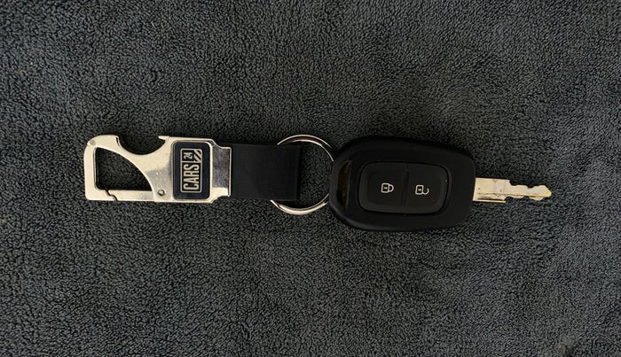2020 Datsun Redi Go T(O), Petrol, Manual, 16,243 km, Key Close Up