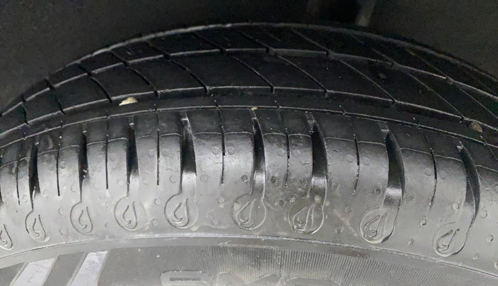 2020 Datsun Redi Go T(O), Petrol, Manual, 16,243 km, Left Rear Tyre Tread