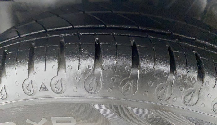 2020 Datsun Redi Go T(O), Petrol, Manual, 16,243 km, Left Front Tyre Tread