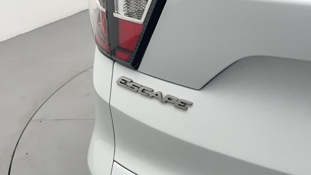 2018 Ford Escape Trend (fwd), Automatic, 89549 km, Badge (Boot Left Side)