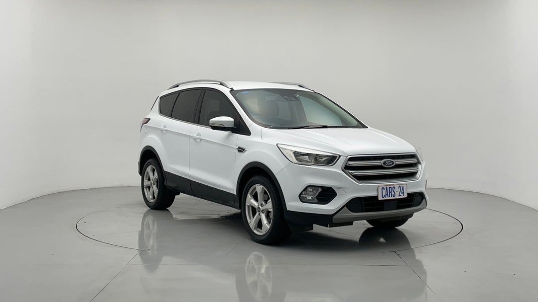 2018 Ford Escape Trend (fwd), Automatic, 89549 km, Right Front Diagonal (45- Degree) View
