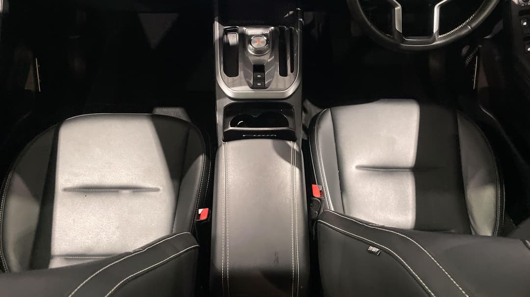 2022 GWM Haval Jolion Ultra, Automatic, 32454 km, Center Console