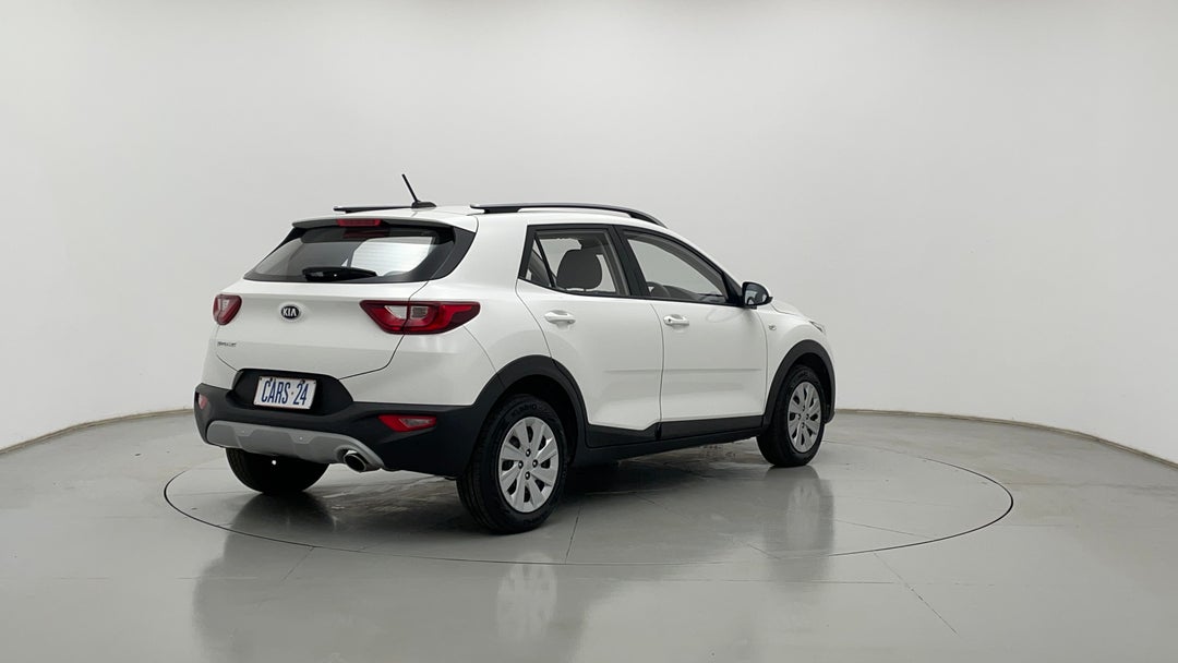 Right Back Diagonal (45- Degree) View