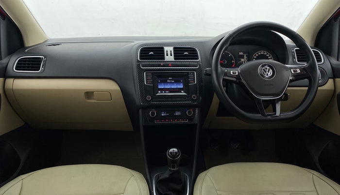 2016 Volkswagen Polo HIGHLINE1.5L DIESEL, Diesel, Manual, 70,520 km, Dashboard