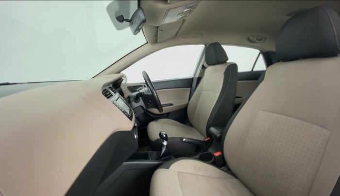 2017 Hyundai Elite i20 ASTA 1.2 (O), Petrol, Manual, 32,980 km, Right Side Front Door Cabin