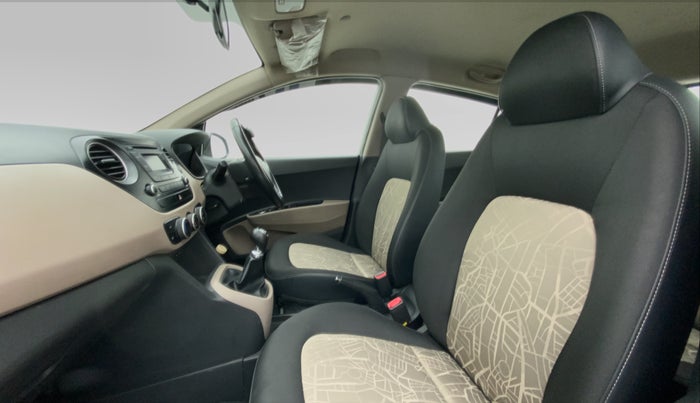 2016 Hyundai Grand i10 ASTA 1.2 KAPPA VTVT, Petrol, Manual, 28,157 km, Right Side Front Door Cabin