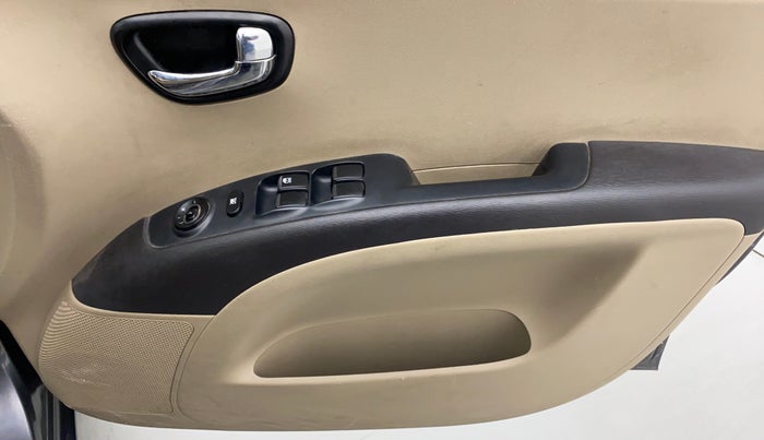 2011 Hyundai i10 SPORTZ 1.2 KAPPA2, Petrol, Manual, 61,780 km, Driver Side Door Panels Control