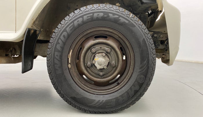 2014 Mahindra Bolero ZLX, Diesel, Manual, 69,573 km, Right Front Wheel