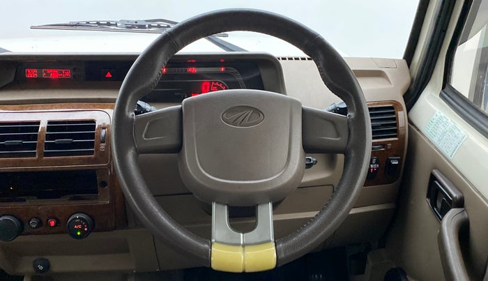 2014 Mahindra Bolero ZLX, Diesel, Manual, 69,573 km, Steering Wheel Close Up