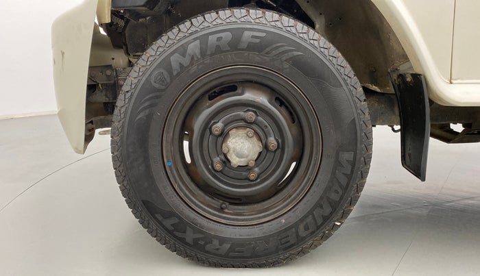 2014 Mahindra Bolero ZLX, Diesel, Manual, 69,573 km, Left Front Wheel